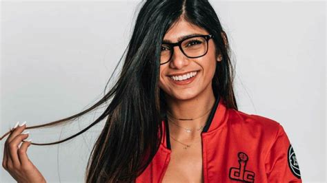 @miakhalifa 